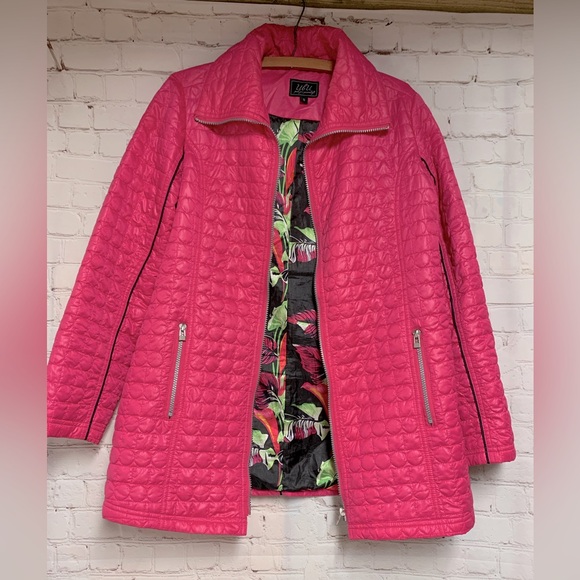 ubu Jackets & Blazers - UBU Hot Pink Quilted Floral Jacket Size S 40”